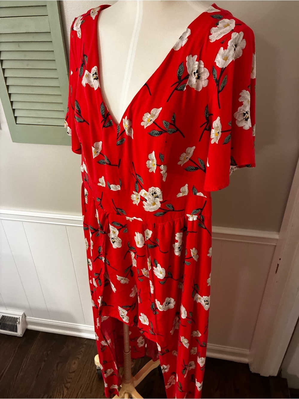 Torrid Floral Maxi Challis Walk-Through Dress In Vibrant Salmon Pink Color - Picture 2 of 10